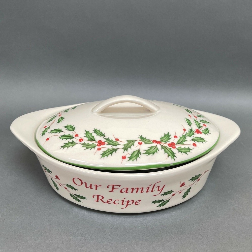 Spode Christmas Our Family Recipe‎ Covered Serving Dish with Lid 64 oz Oven Safe